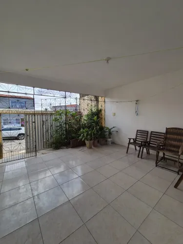 CASA PLANA 02 QUARTOS E QUINTAL NO ANTÔNIO BEZERRA