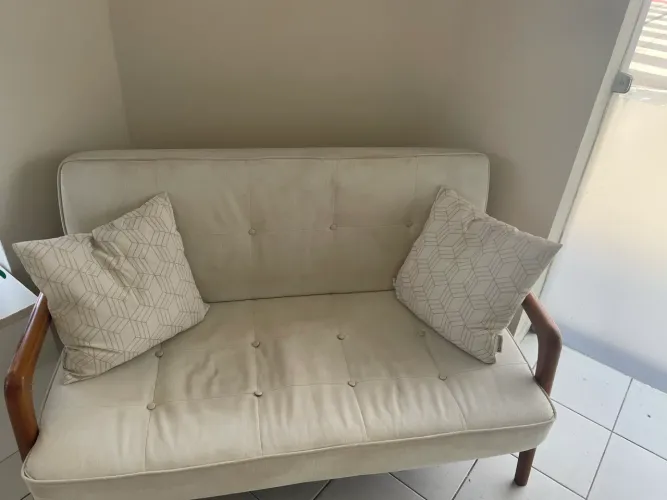 Vendo sofá + 2 Puff 