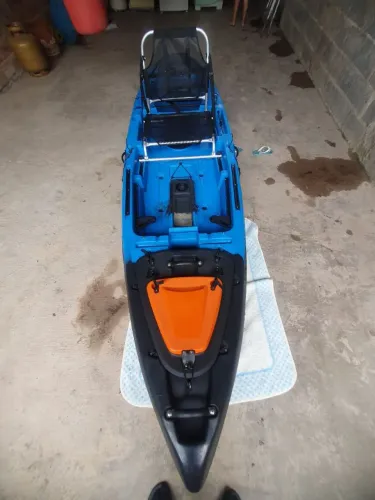 Caiaque MAKRO110