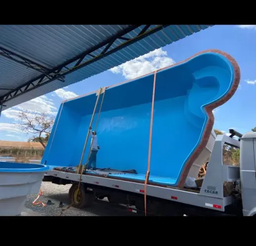 Piscina de fibra 9,15 x 3,80 metros instalada completa