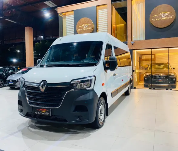 Renault Master 2.3 DCI Executive Longo 16L Dies 2024