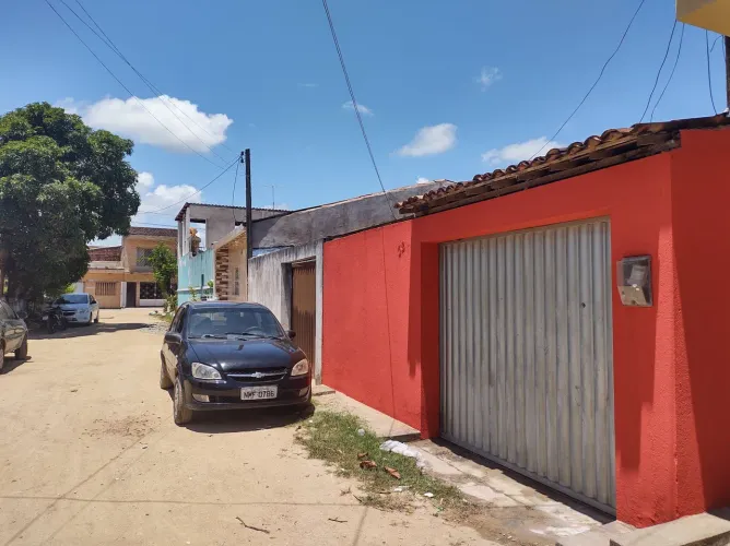 Alugo Casa