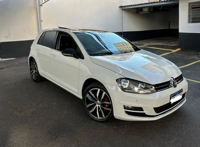 Volkswagen Golf Highline 1.4 TSI 140cv Aut. 2015