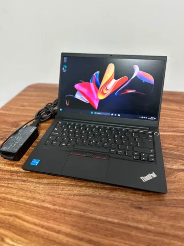 Notebook Lenovo thankped i5 de 11 geração