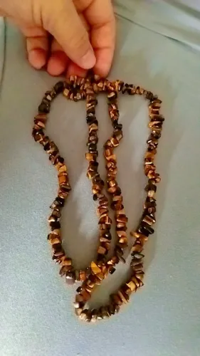 Colar de Olho de Tigre contas de pedra 44cm