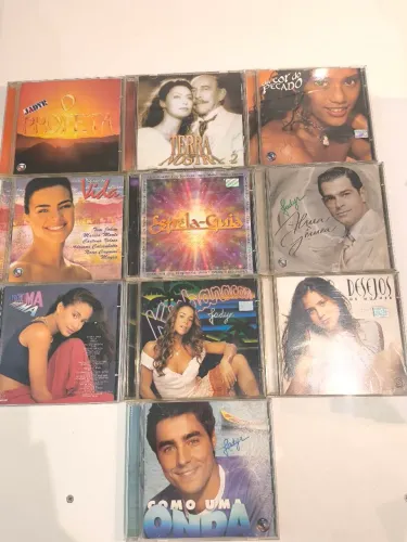 Lote com 10 CDs Trilha Sonora de Novelas Anos 90 e 2000 (Som Livre) usados