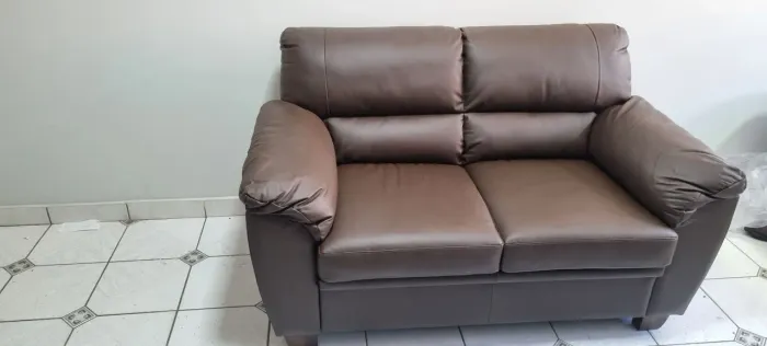 SOFÁ DOIS LUGARES