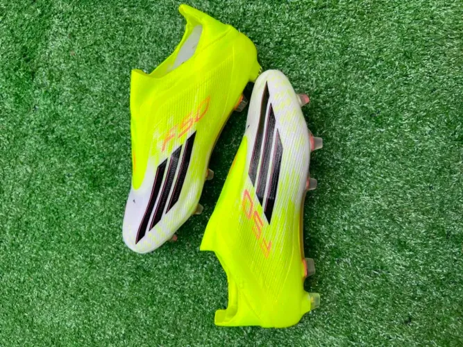 Chuteira Adidas F50 Elite - Importada