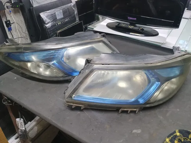 Farol onix 2014 moldura azul os dois