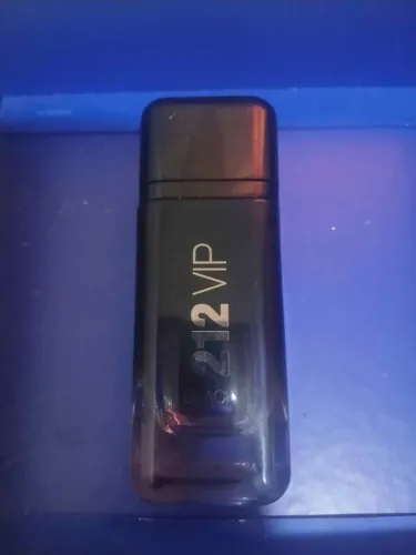212 vip black de 200 ml original