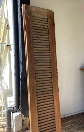 Porta antiga maravilhosa madeira maçiça nenhum defeito