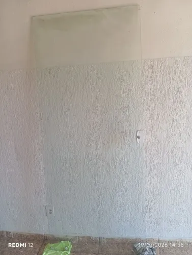 Vendo porta de vidra valor 180