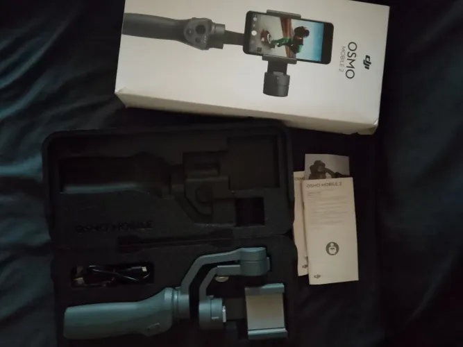 Estabilizador DJI Osmo Mobile 2 + Case + Caixa Original | R$ 500