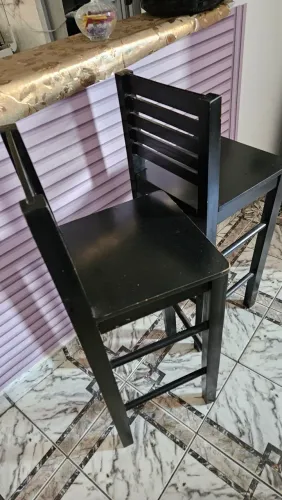 Vendo banquetas usadas.