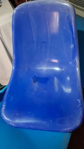 Vendo cadeira pra bote 150 reais