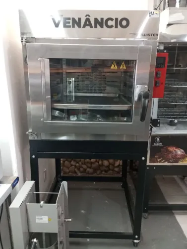 NZ. Forno turbo Twister gás 5 assadeiras Venâncio 