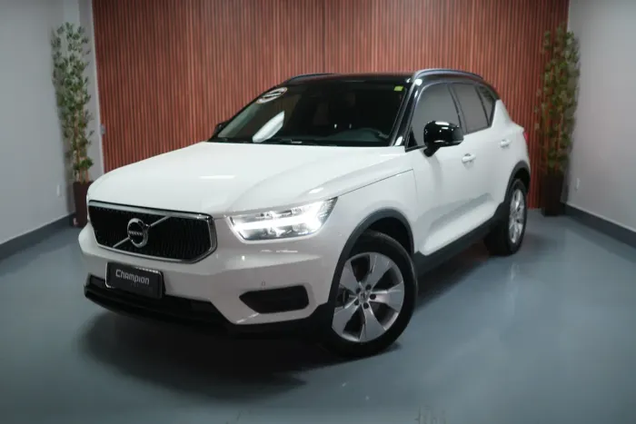 Volvo XC40 T-4 2.0 190cv FWD 2020