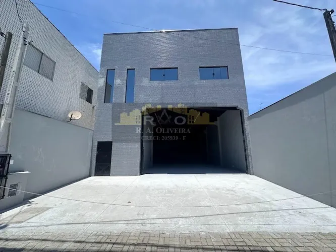 Galpão para Locação em Mongaguá, AGENOR DE CAMPOS, 3 banheiros, 4 vagas