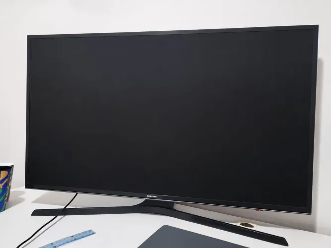 Vendo tv SMART SAMSUNG 40"<br>Vendo Smart TV Samsung 40" 4K UHD, modelo UN40MU6100GVendo 