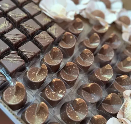 Doces Finos Artesanais - Elegância e Sabor em Cada Detalhe