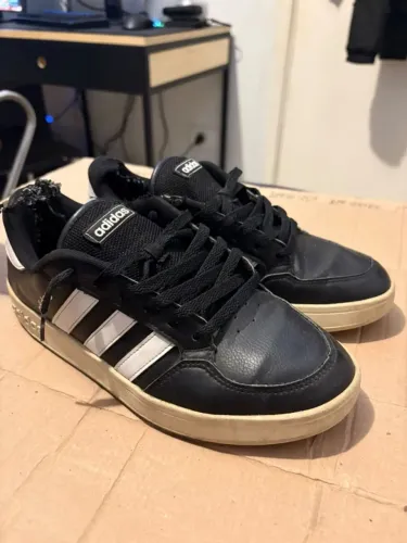 Adidas breakout preto 