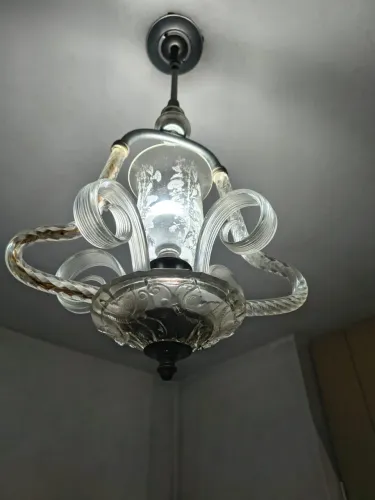 Luminária antiga