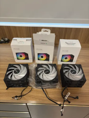 Ventoinhas DeepCool FC120 ARGB