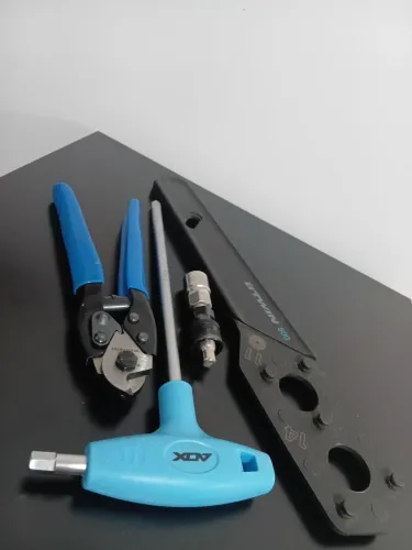 Ferramentas para oficina e manutenção de bicicletas