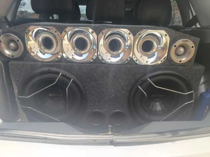 Vendo som automotivo Valor negociável