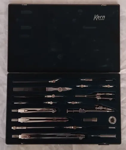 CONJUNTO VINTAGE DE COMPASSOS KERN AARAU -20 PEÇAS
