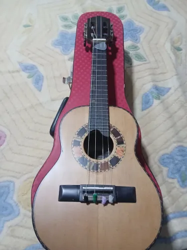 Cavaquinho luthier Cavalcante