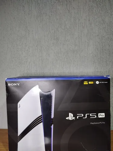 PS5 Pro Semi Novo.