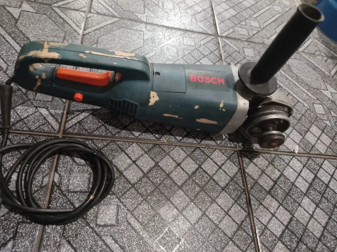 Esmerilhadeira lixadeira profissional Bosch