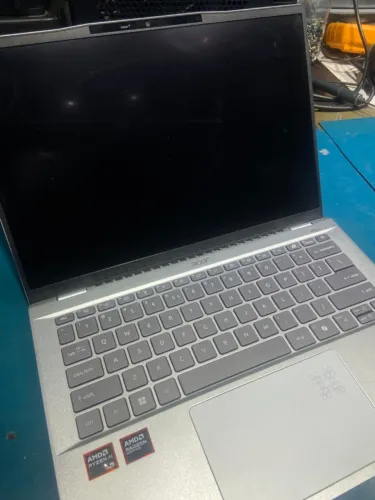 Notebook Acer Swift 14 AI - N24C3 - AMD Ryzen AI 9 365 - 32GB DDR5 - SSD NVME 500GB 