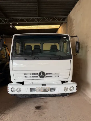 Caminhão único Dono pouco rodado
