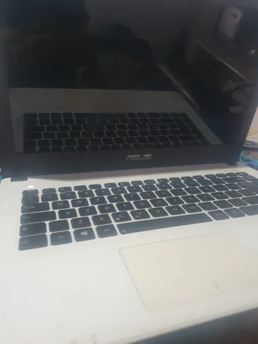 Notebook Asus SonicMaster X450C - Carcaça ótima