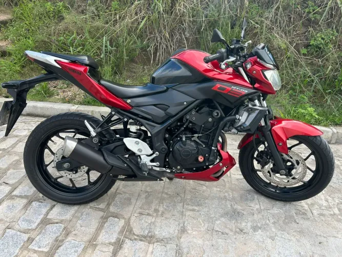 Vende-se MT03 ou troco em moto de menor valor