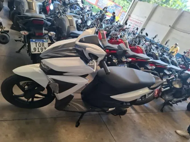 Yamaha Neo 2018