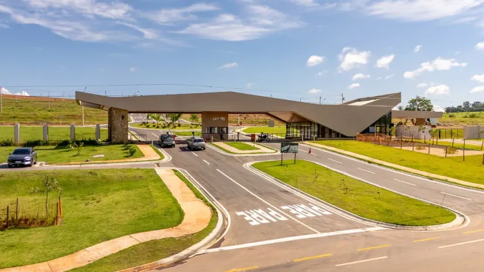 Lote à Venda no Vinhas Flamboyant | 250 m² | Residencial Marilia | Senador Canedo
