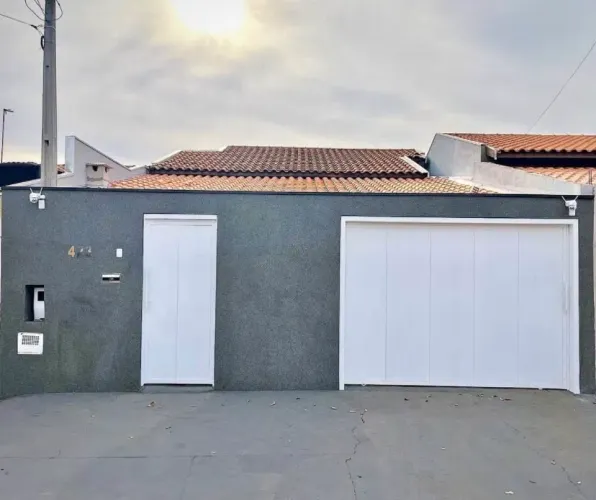 CASA A VENDA NO BAIRRO MECEJANA
