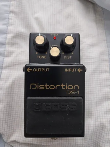 Pedal Distortion DS-1 Boss
