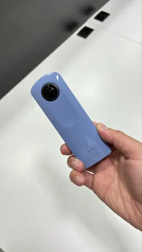 Câmera 360 Ricoh THETA