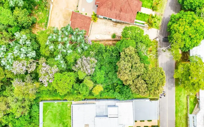 Terreno à venda no Condomínio Fazenda da Ilha - Embu-Guaçu