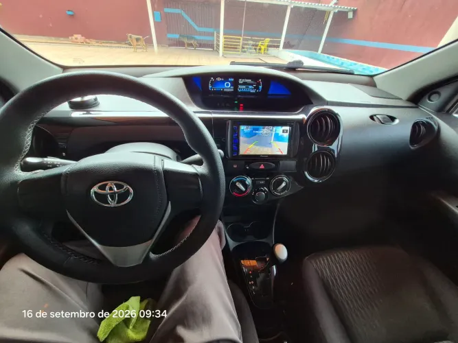 Toyota Etios X Sedan 1.5 Flex 16V 4P Aut. 2017