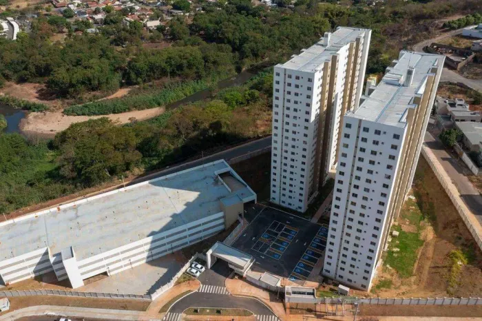 APARTAMENTO REFORMADO COM 2 QUARTOS NO ESTAÇÃO RNI LAZER COMPLETO