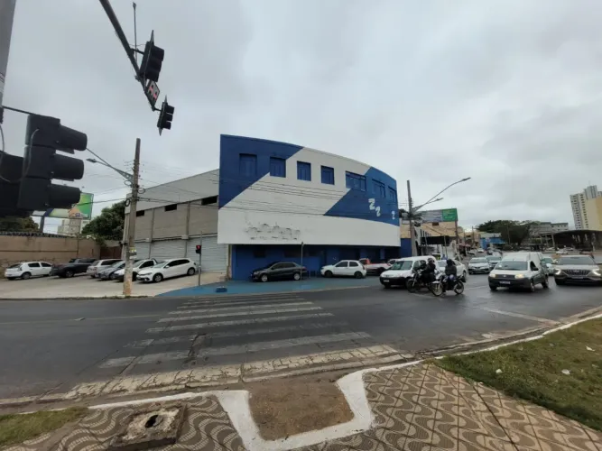 Oportunidade Prédio Comercial XV de Novembro