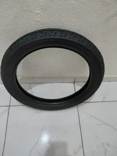 Pineu de moto