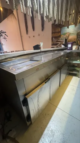 Bancada refrigerada com compartimento resfriado INOX REFRISUL (187x68)
