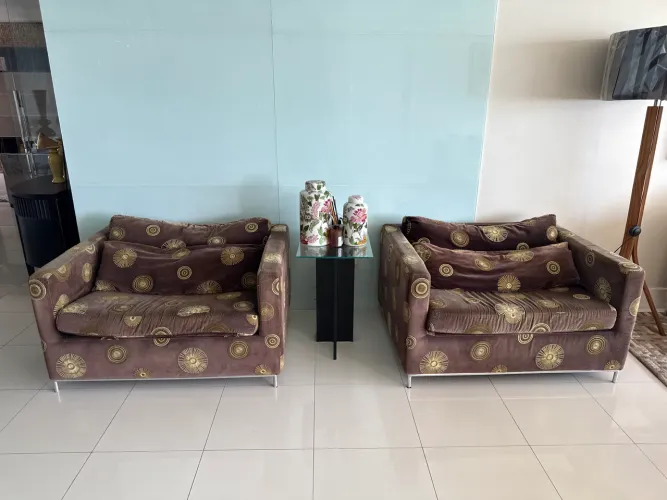DUAS POLTRONAS SALA DE ESTAR