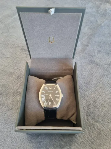 Bulova Classic Ambassador 96B290. NOVO!